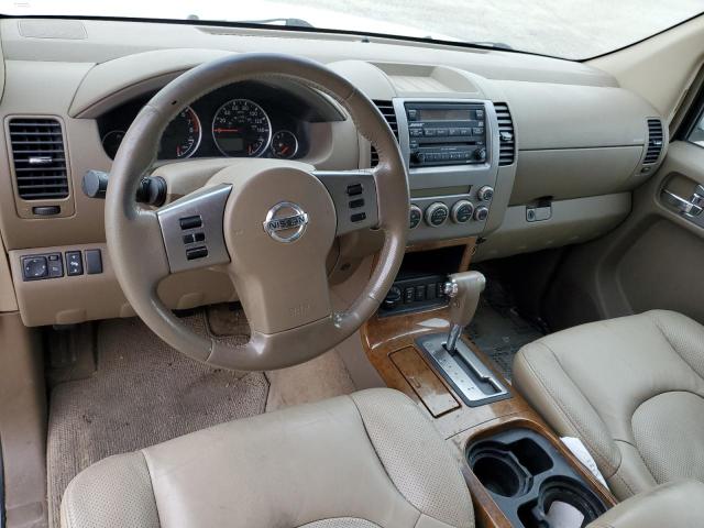 5N1AR18W55C718377 - 2005 NISSAN PATHFINDER LE WHITE photo 8