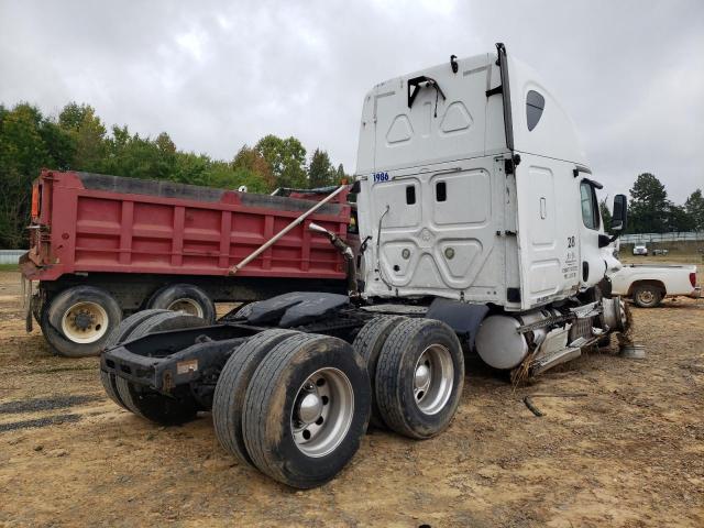 1FUJGLDR2CLBE2869 - 2012 FREIGHTLINER CASCADIA 1 WHITE photo 4