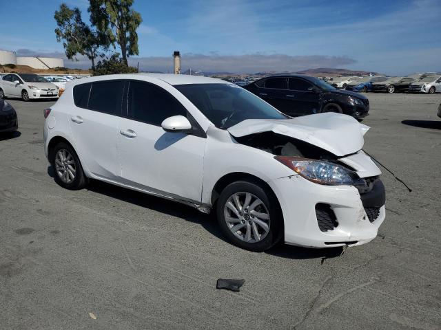 JM1BL1LP9D1836582 - 2013 MAZDA 3 I Biały zdjęcie 4