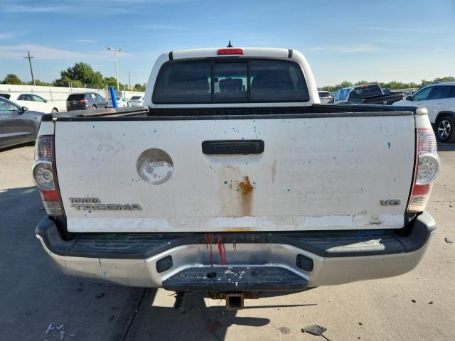 5TFLU4EN0FX146203 - 2015 TOYOTA TACOMA DOUBLE CAB 白色 照片 6