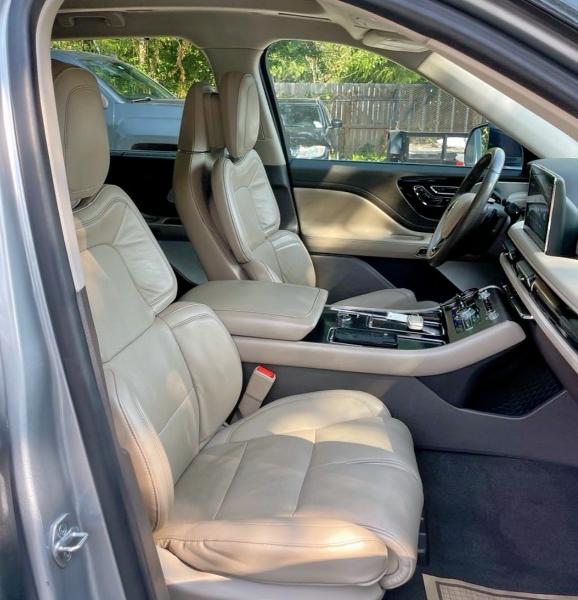 5LM5J7XC5NGL03570 - 2022 LINCOLN AVIATOR RESERVE ვერცხლისფერი ფოტო 5