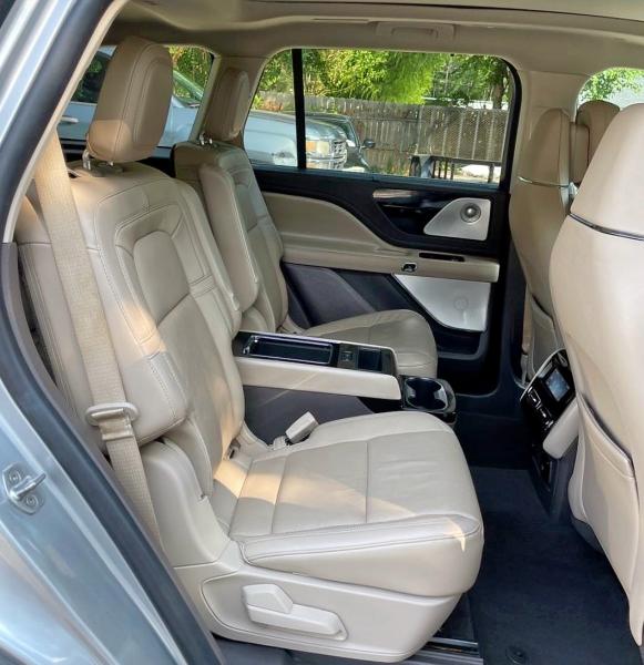 5LM5J7XC5NGL03570 - 2022 LINCOLN AVIATOR RESERVE ვერცხლისფერი ფოტო 6