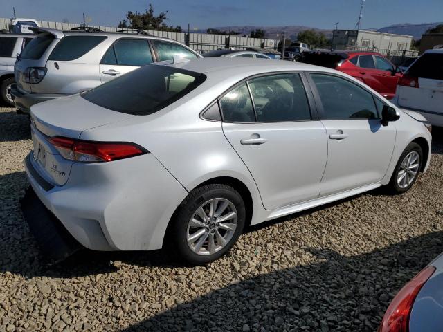 JTDBCMFEXR3045744 - 2024 TOYOTA COROLLA LE Biały zdjęcie 3