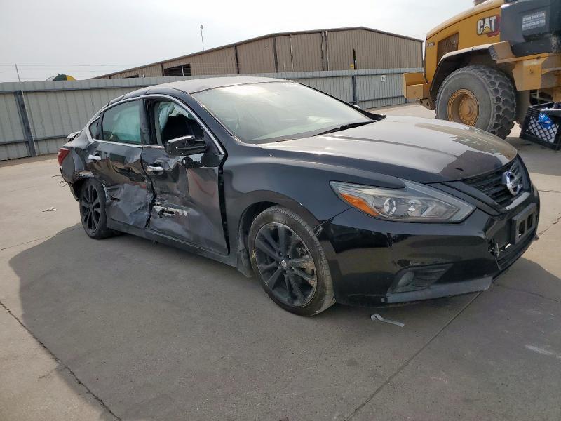 1N4AL3AP1JC295043 - 2018 NISSAN ALTIMA 2.5 黑色 照片 4