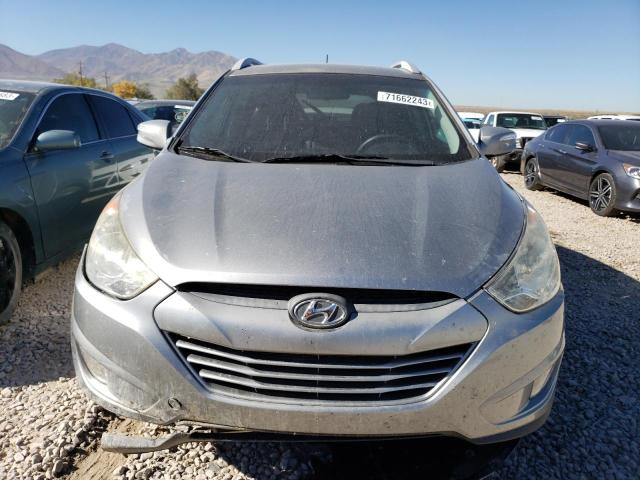 KM8JU3AC0DU567371 - 2013 HYUNDAI TUCSON GLS SILVER photo 5