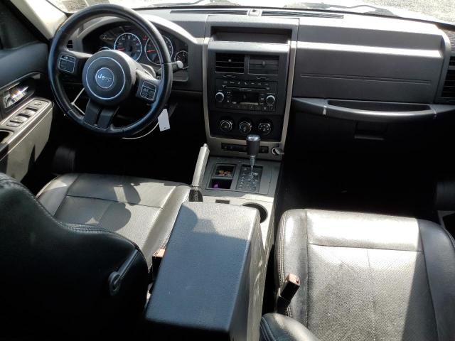 1C4PJLAK7CW179930 - 2012 JEEP LIBERTY SPORT 白色 照片 8