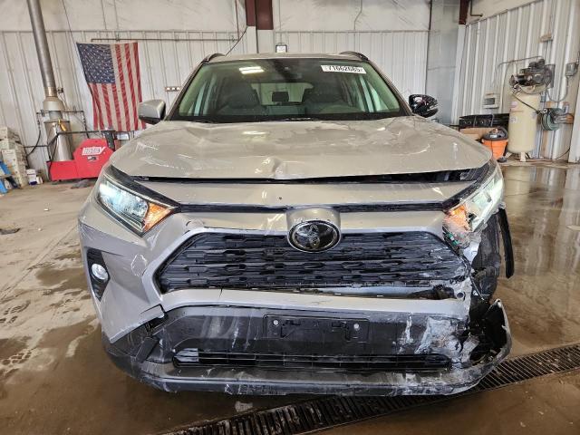 JTMP1RFV6KD512313 - 2019 TOYOTA RAV4 XLE SILVER photo 5