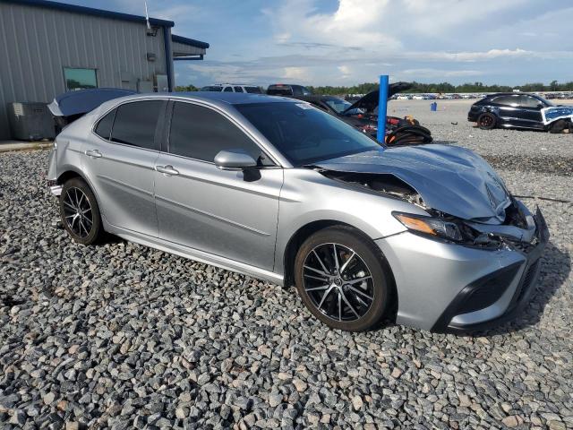 4T1G11AK5RU901447 - 2024 TOYOTA CAMRY SE NIGHT SHADE SILVER photo 4