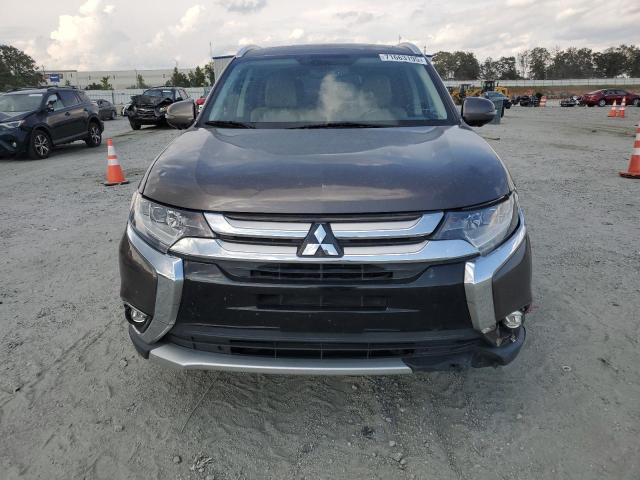 JA4AZ3A32JZ066559 - 2018 MITSUBISHI OUTLANDER SE BROWN photo 5