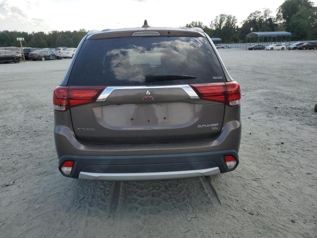 JA4AZ3A32JZ066559 - 2018 MITSUBISHI OUTLANDER SE BROWN photo 6