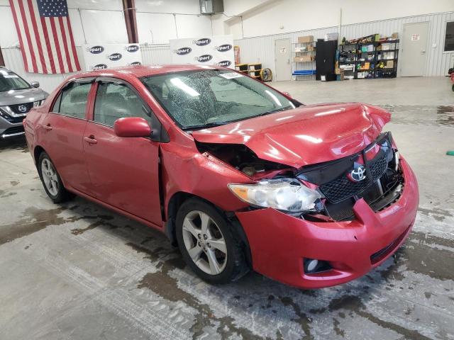 2T1BU4EE1AC517582 - 2010 TOYOTA COROLLA BASE RED photo 4