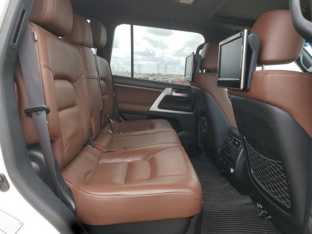 JTMCY7AJ8H4052552 - 2017 TOYOTA LAND CRUIS WHITE photo 10