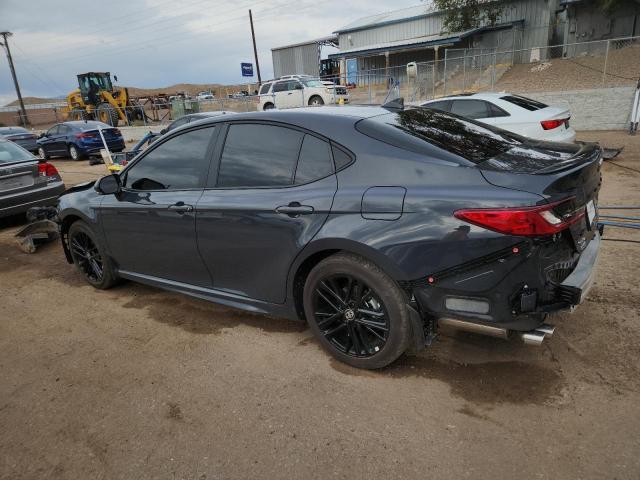 4T1DAACKXSU627703 - 2025 TOYOTA CAMRY XSE Grau Foto 2