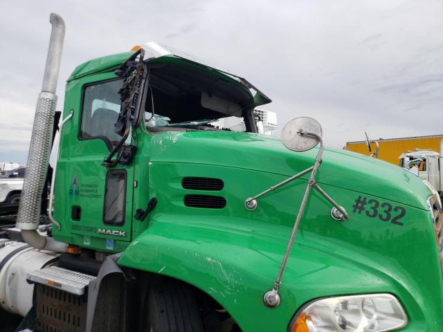 1M1AW07Y1FM050891 - 2015 MACK 600 CXU600 GREEN photo 9