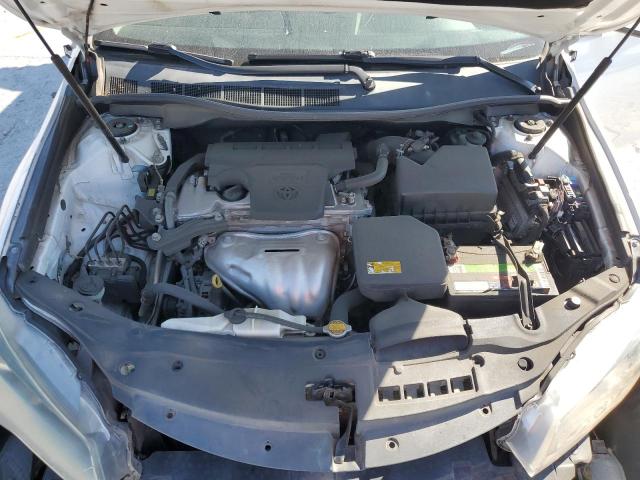 4T1BF1FK6FU042871 - 2015 TOYOTA CAMRY LE WHITE photo 11