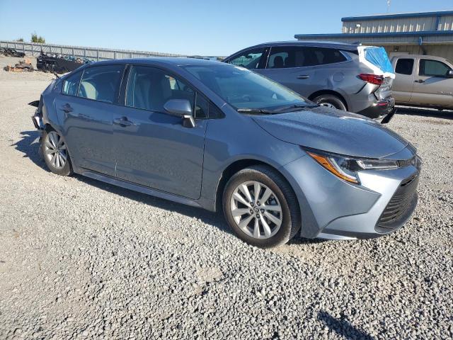 5YFB4MDE2SP232165 - 2025 TOYOTA COROLLA LE Մոխրագույն լուսանկար 4