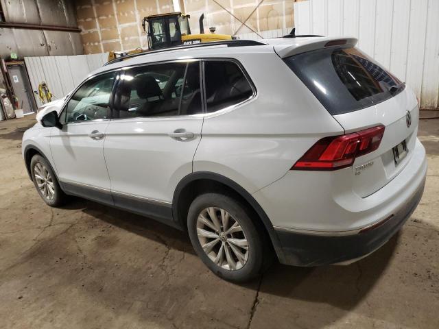 3VV2B7AX2JM035226 - 2018 VOLKSWAGEN TIGUAN SE SILVER photo 2