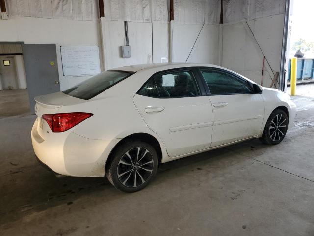 2T1BURHE9JC013211 - 2018 TOYOTA COROLLA L 白色 照片 3