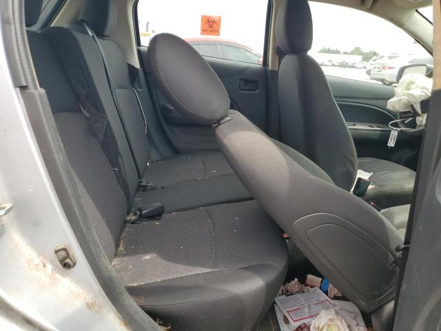 ML32A3HJXJH008830 - 2018 MITSUBISHI MIRAGE ES Srebrny zdjęcie 10