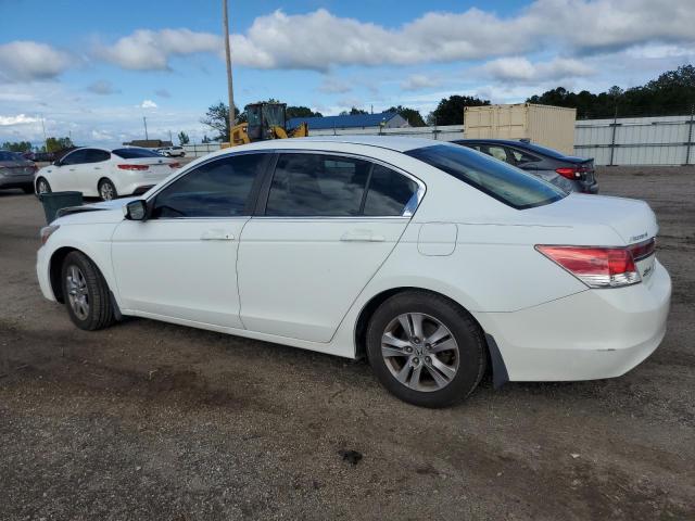 1HGCP2F4XCA114036 - 2012 HONDA ACCORD LXP WHITE photo 2