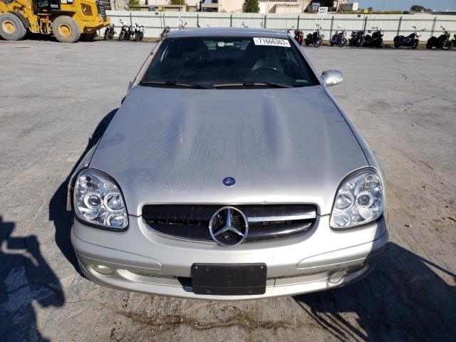 WDBKK49F13F283249 - 2003 MERCEDES-BENZ SLK 230 KOMPRESSOR SILVER photo 5