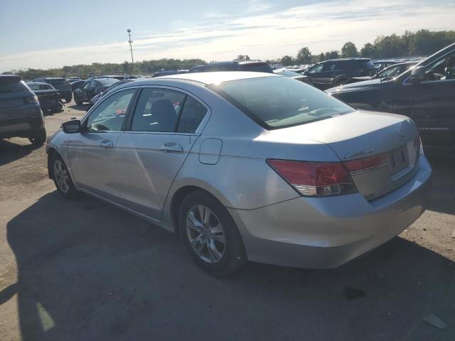 1HGCP2F45BA072387 - 2011 HONDA ACCORD LXP 银色 照片 2