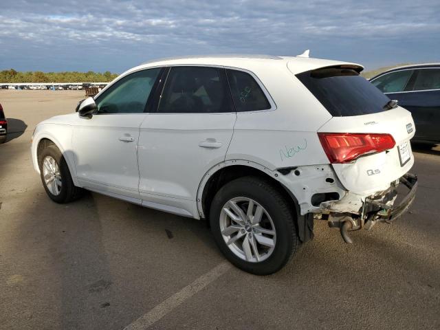 WA1ANAFY6L2077404 - 2020 AUDI Q5 PREMIUM WHITE photo 2