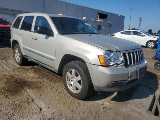 1J8GR48KX8C219987 - 2008 JEEP GRAND CHER LAREDO Gümüş foto 4