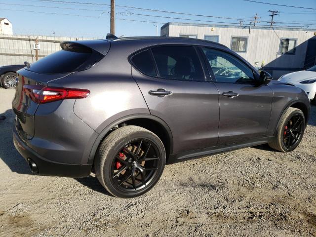 ZASPAJAN7L7C76982 - 2020 ALFA ROMEO STELVIO CHARCOAL photo 3