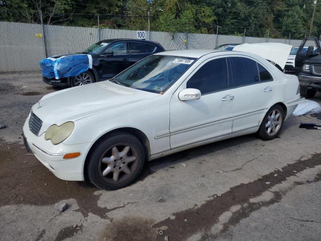 2002 MERCEDES-BENZ C 240, 