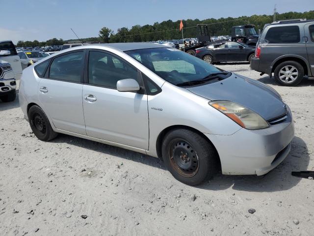 JTDKB20UX87701620 - 2008 TOYOTA PRIUS SILVER photo 4
