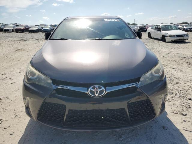 4T1BF1FK5GU265923 - 2016 TOYOTA CAMRY LE ნაცრისფერი ფოტო 5