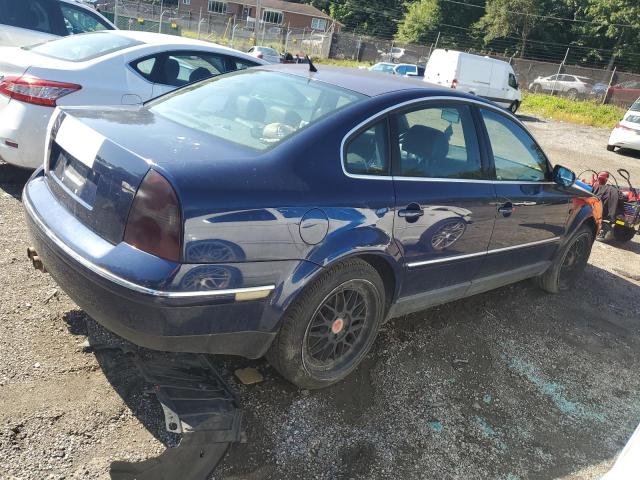 WVWPD63B12P438135 - 2002 VOLKSWAGEN PASSAT GLS BLUE photo 3