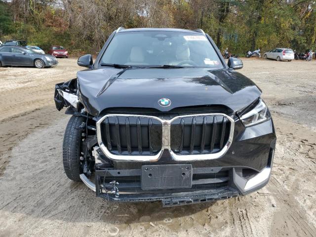 WBX73EF08P5W64119 - 2023 BMW X1 XDRIVE28I BLACK photo 5