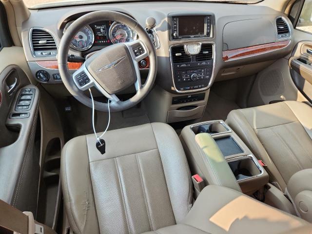 2C4RC1CG7DR815904 - 2013 CHRYSLER TOWN & COU TOURING L WHITE photo 8