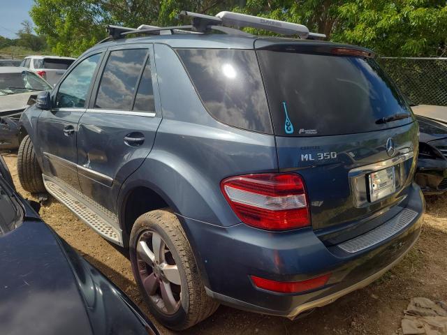 4JGBB8GB1BA665071 - 2011 MERCEDES-BENZ ML 350 4MATIC BLUE photo 2