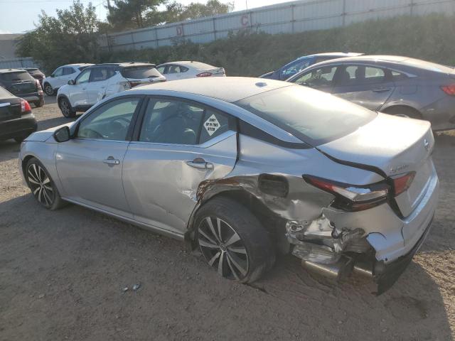 1N4BL4CV6LC220783 - 2020 NISSAN ALTIMA SR SILVER photo 2