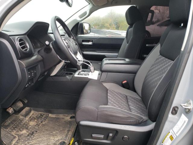 5TFUW5F10JX719643 - 2018 TOYOTA TUNDRA DOUBLE CAB SR/SR5 GRAY photo 7