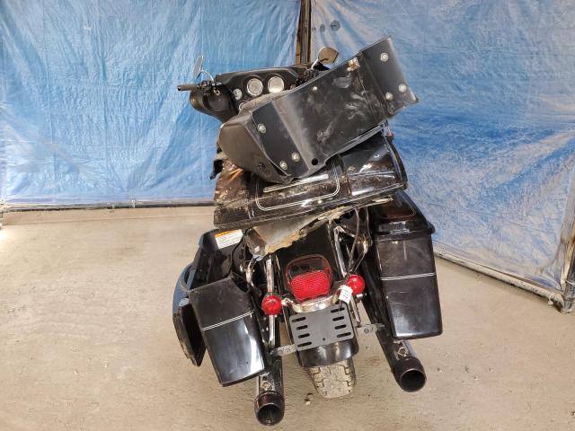 1HD1FCW176Y638758 - 2006 HARLEY-DAVIDSON FLHTCUI Schwarz Foto 4