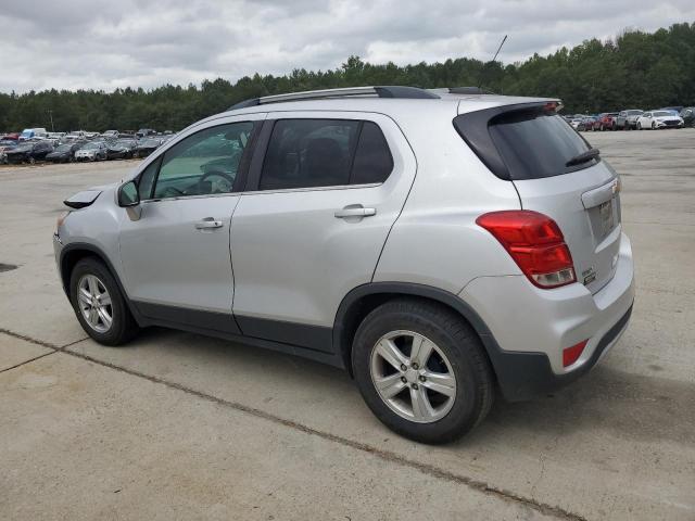 3GNCJLSB0HL160427 - 2017 CHEVROLET TRAX 1LT SILVER photo 2