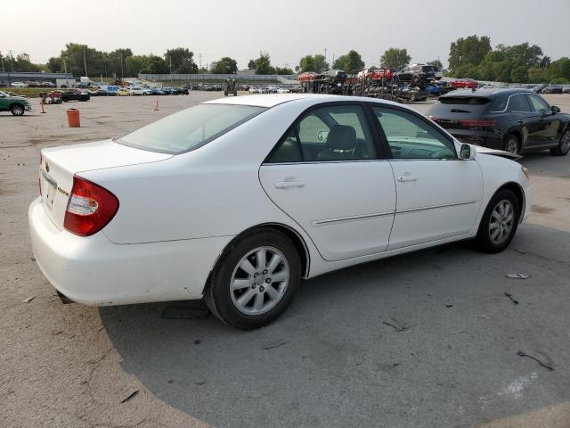 4T1BE32K73U236356 - 2003 TOYOTA CAMRY LE WHITE photo 3