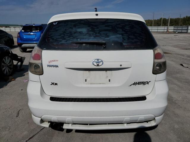 2T1KR32E15C380956 - 2005 TOYOTA COROLLA MA XR WHITE photo 6