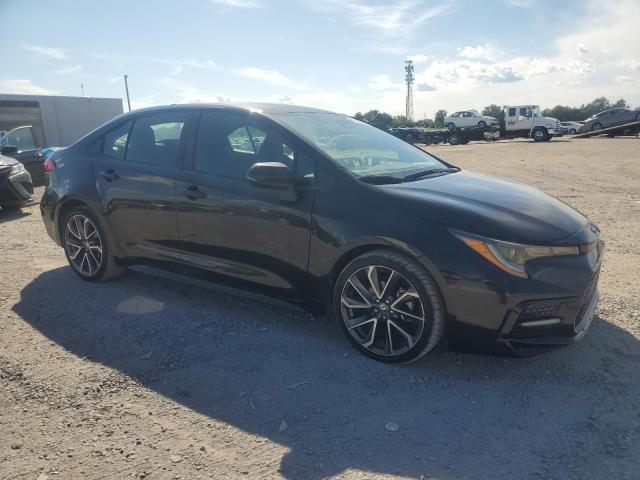 5YFS4MCE7NP133802 - 2022 TOYOTA COROLLA SE 黑色 照片 4