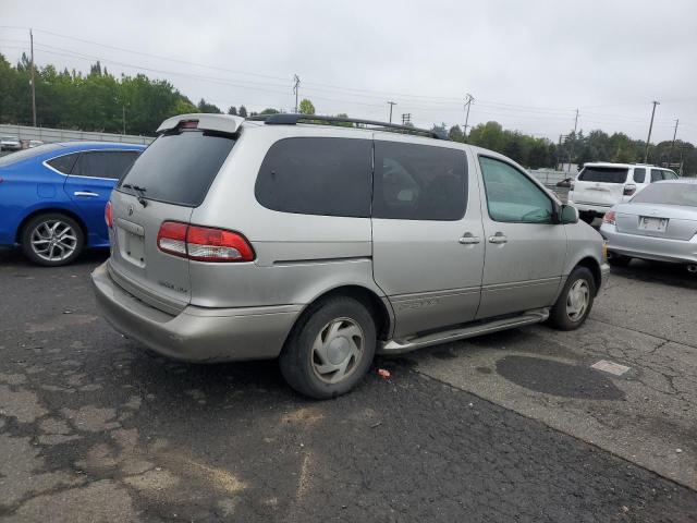 4T3ZF13C02U474904 - 2002 TOYOTA SIENNA LE SILVER photo 3