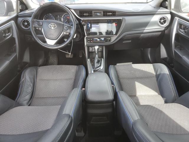 5YFBURHE2JP795576 - 2018 TOYOTA COROLLA L 黑色 照片 8