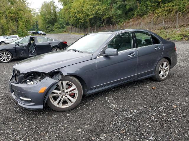 2011 MERCEDES-BENZ C 300 4MATIC, 