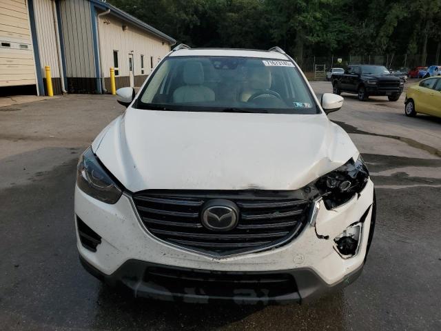 JM3KE4DYXG0867442 - 2016 MAZDA CX-5 GT WHITE photo 5