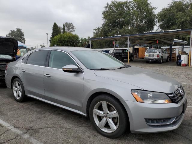 1VWBP7A36CC042856 - 2012 VOLKSWAGEN PASSAT SE 银色 照片 4