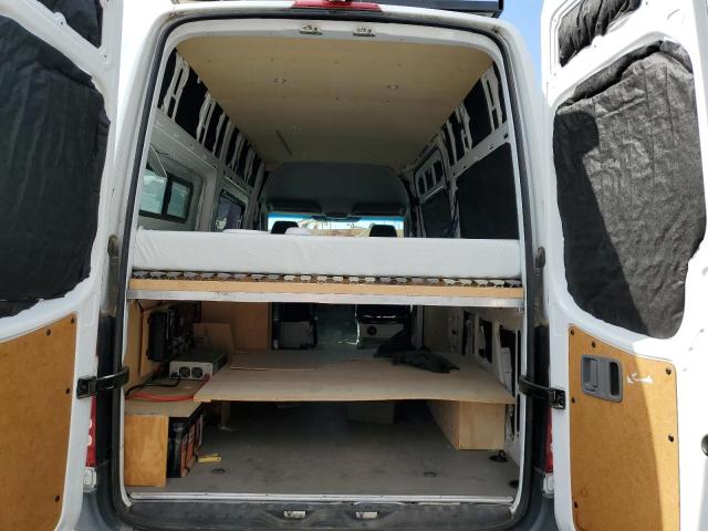 WD3FE7CD8JP594147 - 2018 MERCEDES-BENZ SPRINTER 2500 WHITE photo 10