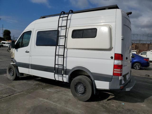WD3FE7CD8JP594147 - 2018 MERCEDES-BENZ SPRINTER 2500 WHITE photo 2